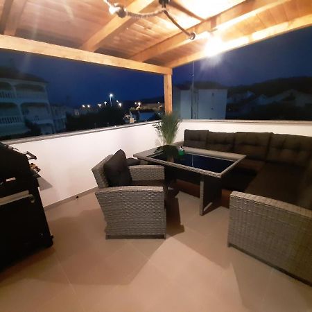 Apartman Mate Лопар Экстерьер фото
