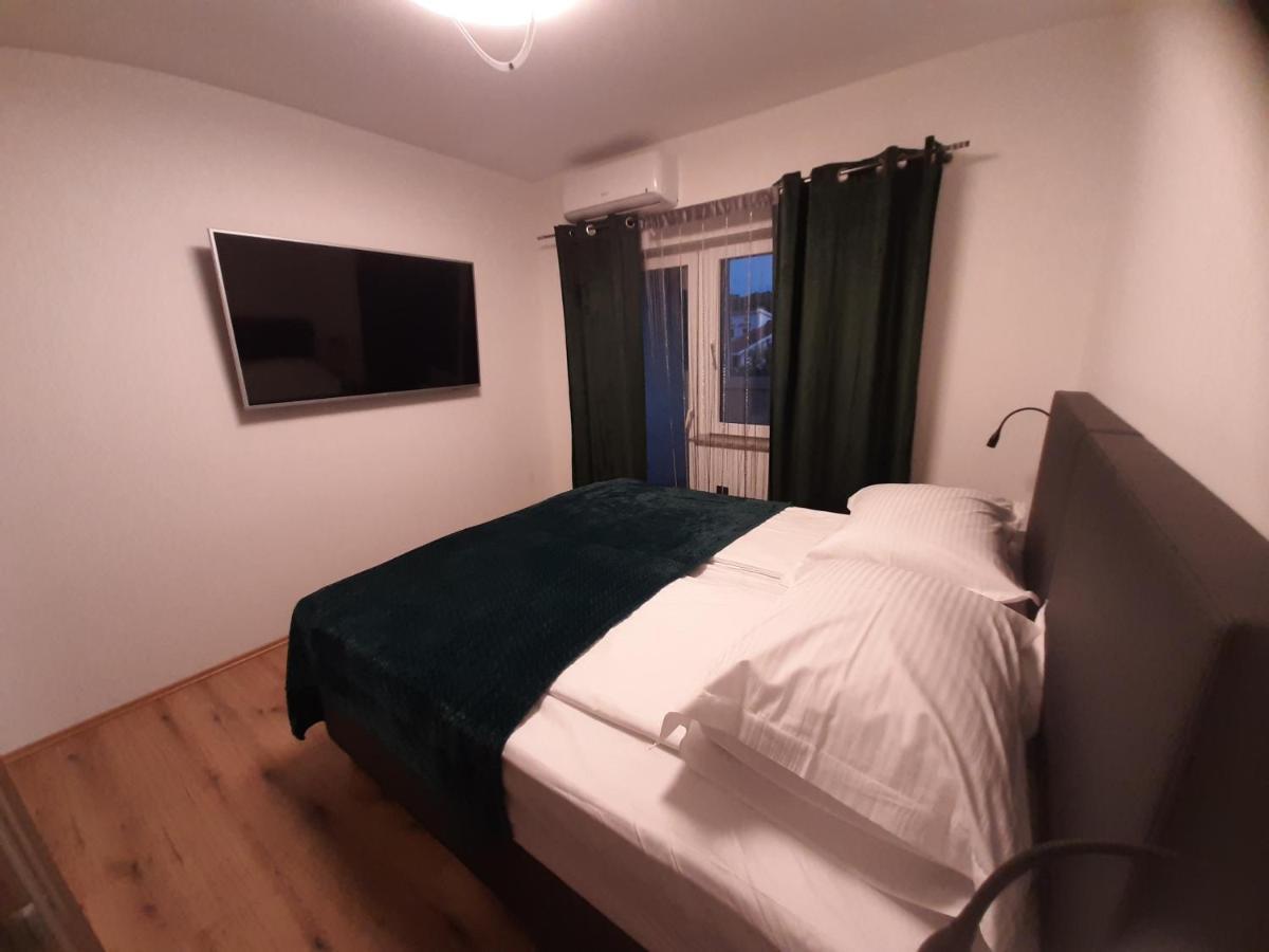 Apartman Mate Лопар Экстерьер фото
