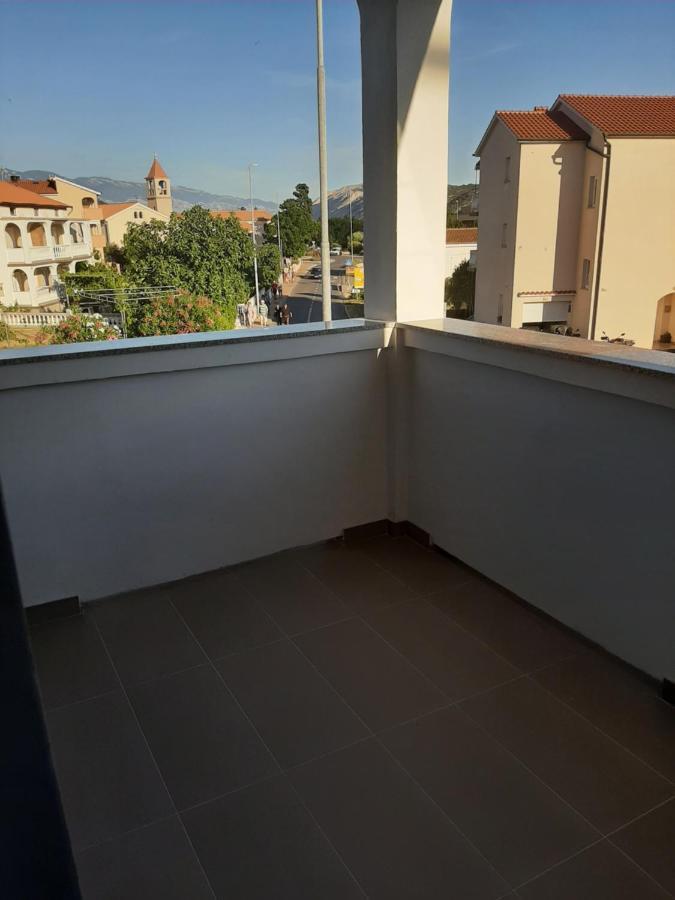 Apartman Mate Лопар Экстерьер фото